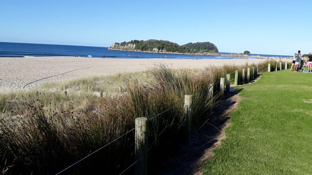 Holiday House Mount Maunganui Exterior foto